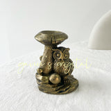 Owl sphere holder