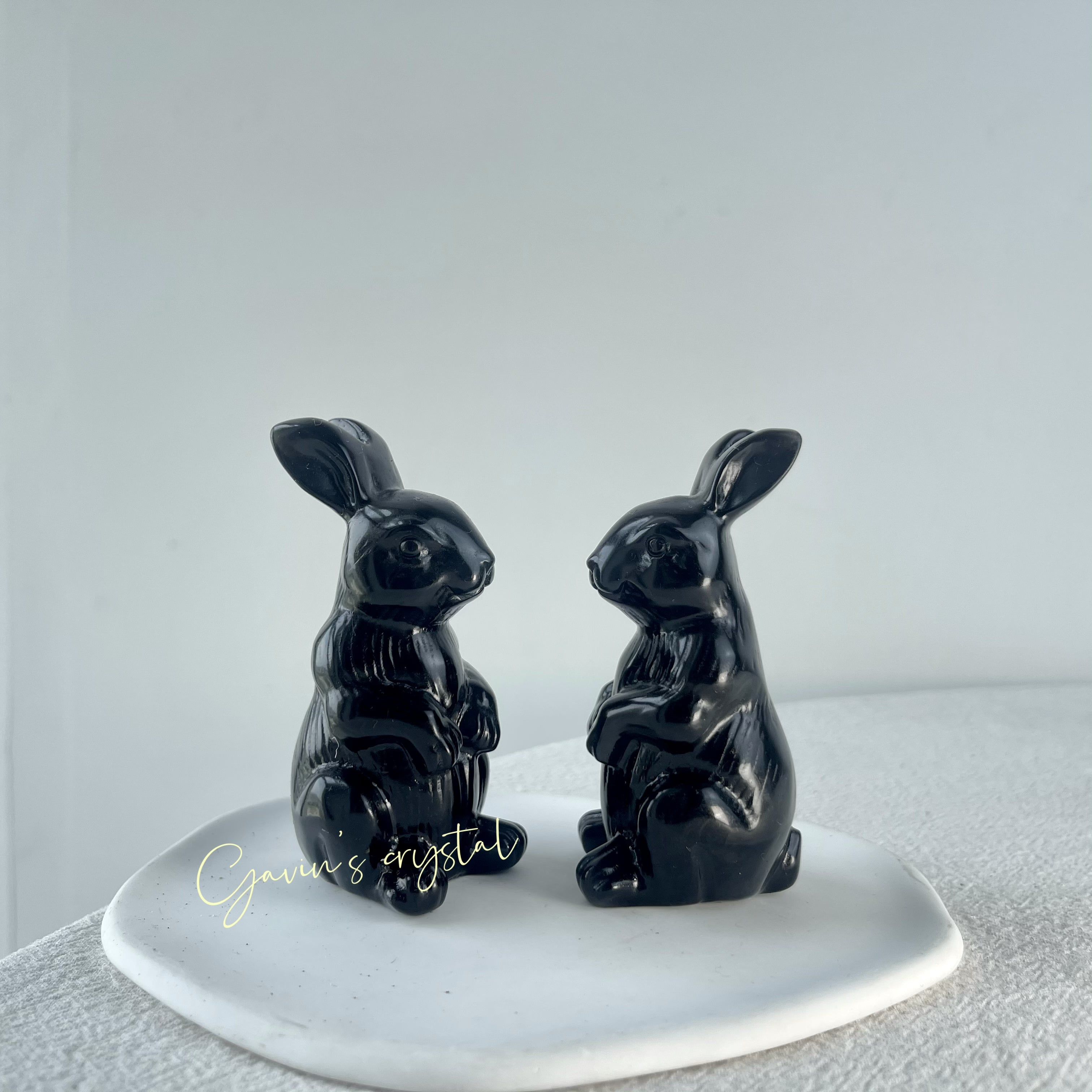 Rabbit Obsidian Carving – Caroline jewelry&designs