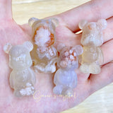 The Bear Flower Agate Carving