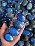 Best Quality Blue Labradorite Palmstone